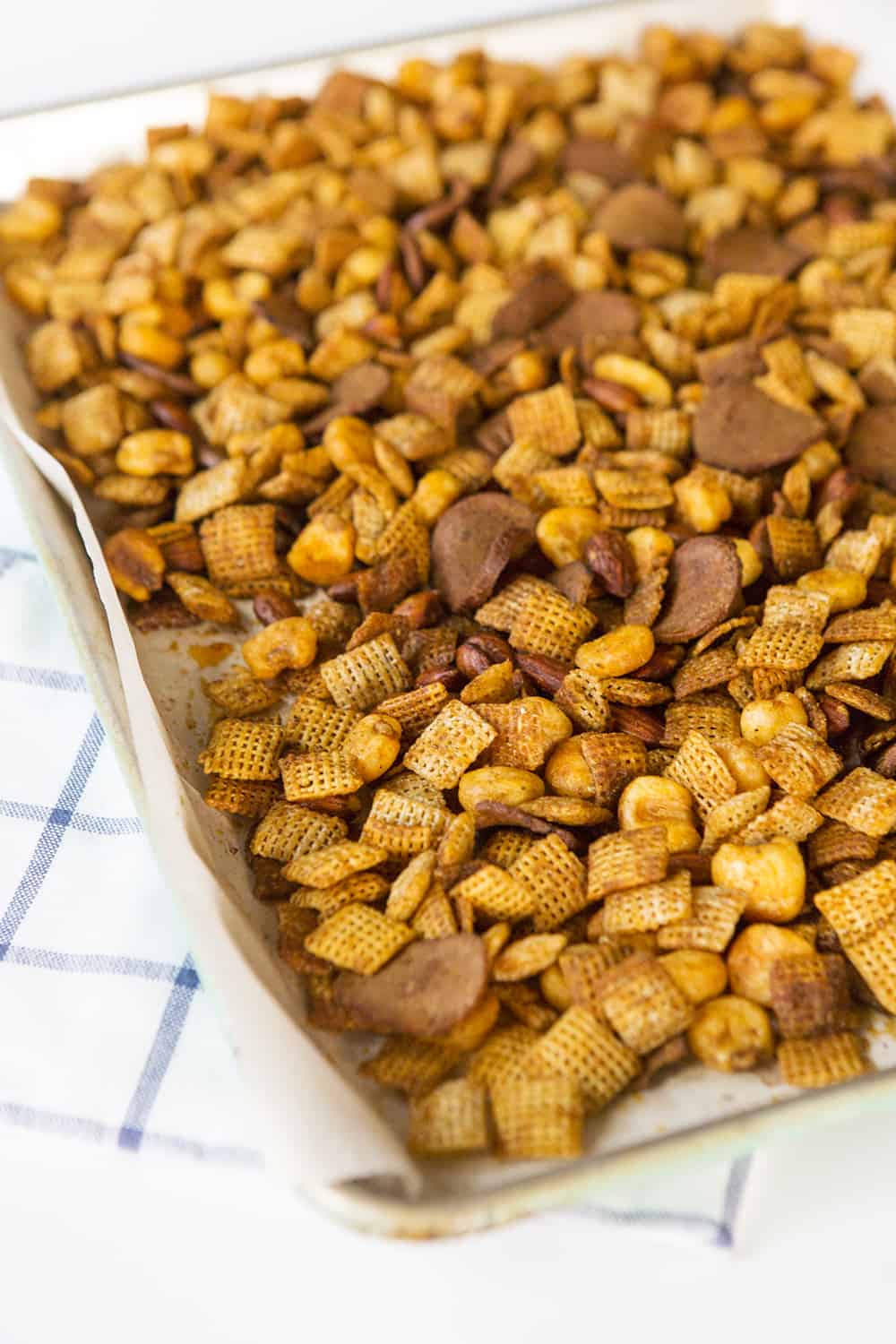 Best Homemade Snack Mix Recipe