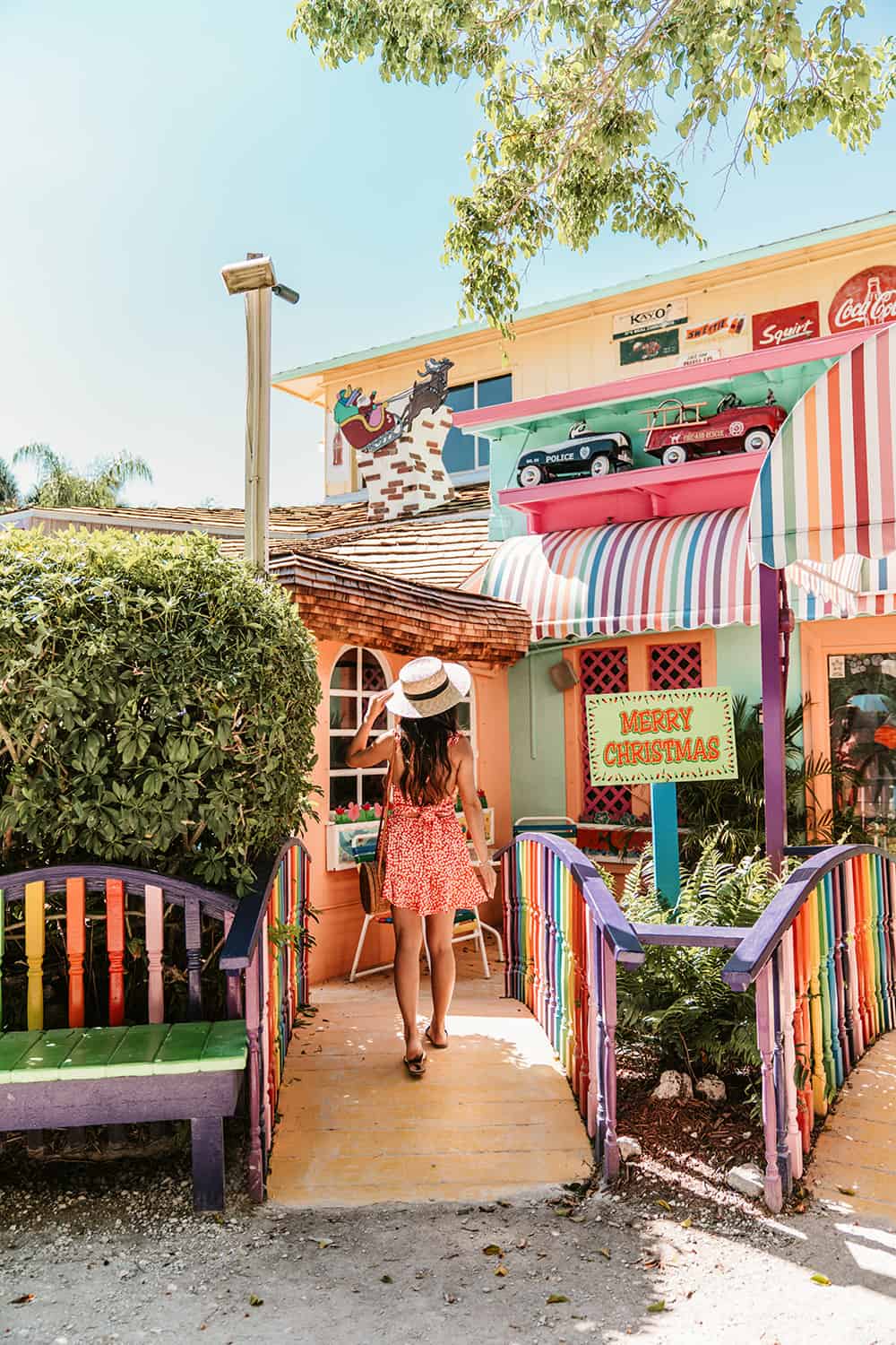 Bubble Room In Sanibel Florida