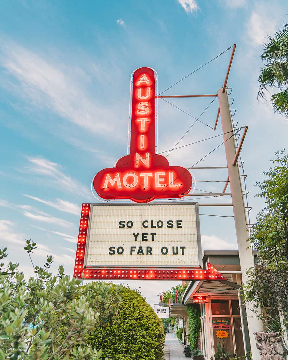 Austin Motel sign 